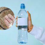 acqua priva di microplastiche